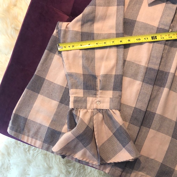 Button Front Top - Picture 5 of 5